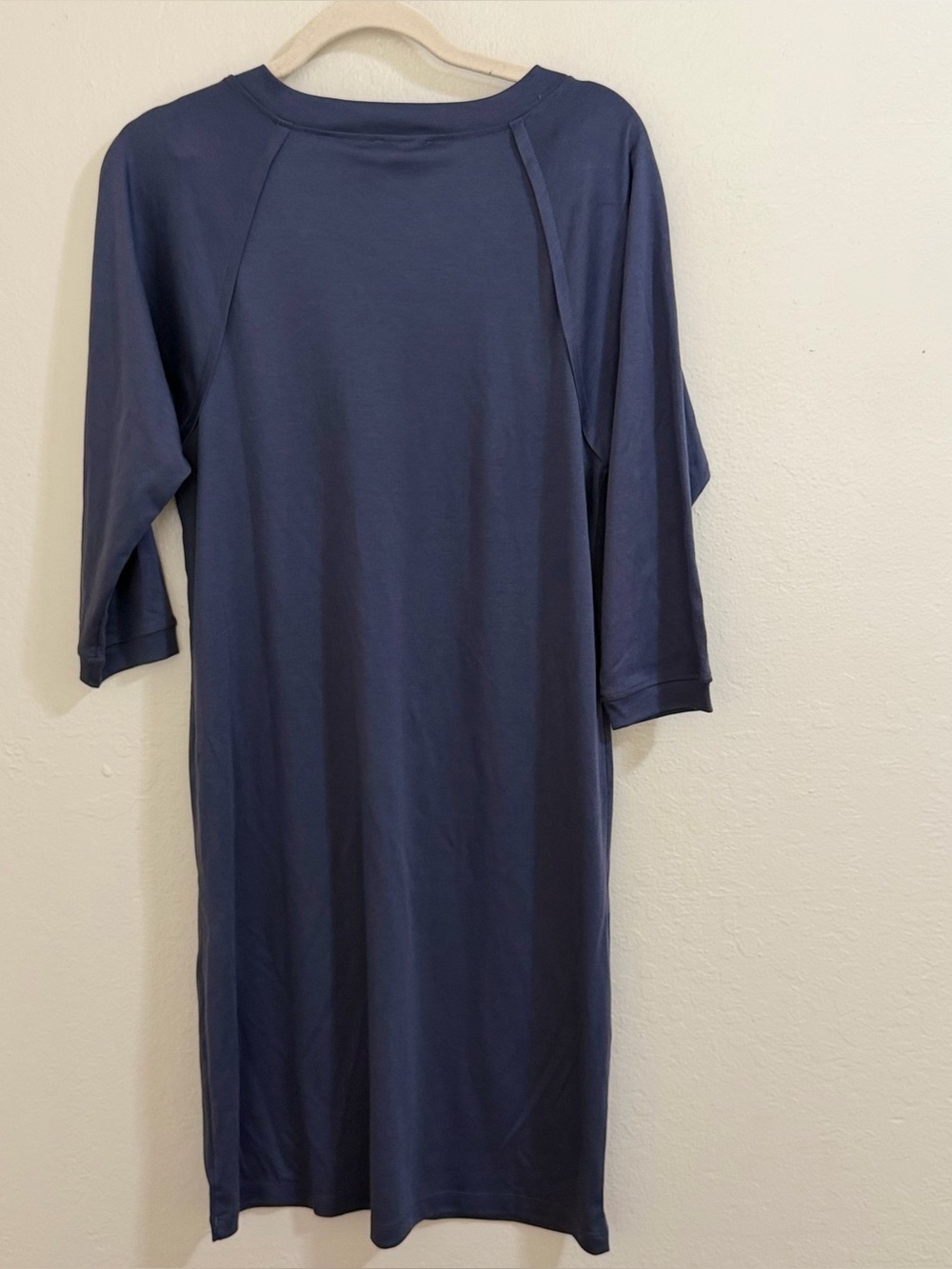 Hanro Pure Essence V-Neck Midi Nightgown‎ Dress Navy Blue XS  Loungewear - Picture 8 of 11